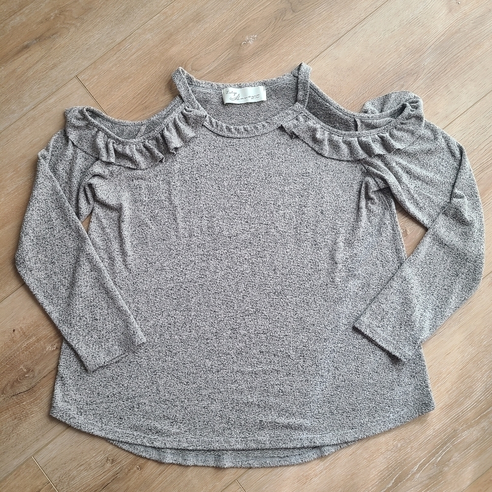 Women's SM Cozy Cold Shoulder Ruffle grey taupe long sleeve shirt VGUC